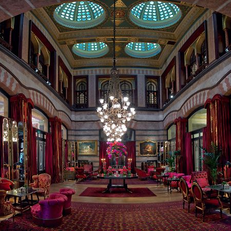 Pera Palace Hotel Istanbul Ngoại thất bức ảnh The lobby of the hotel