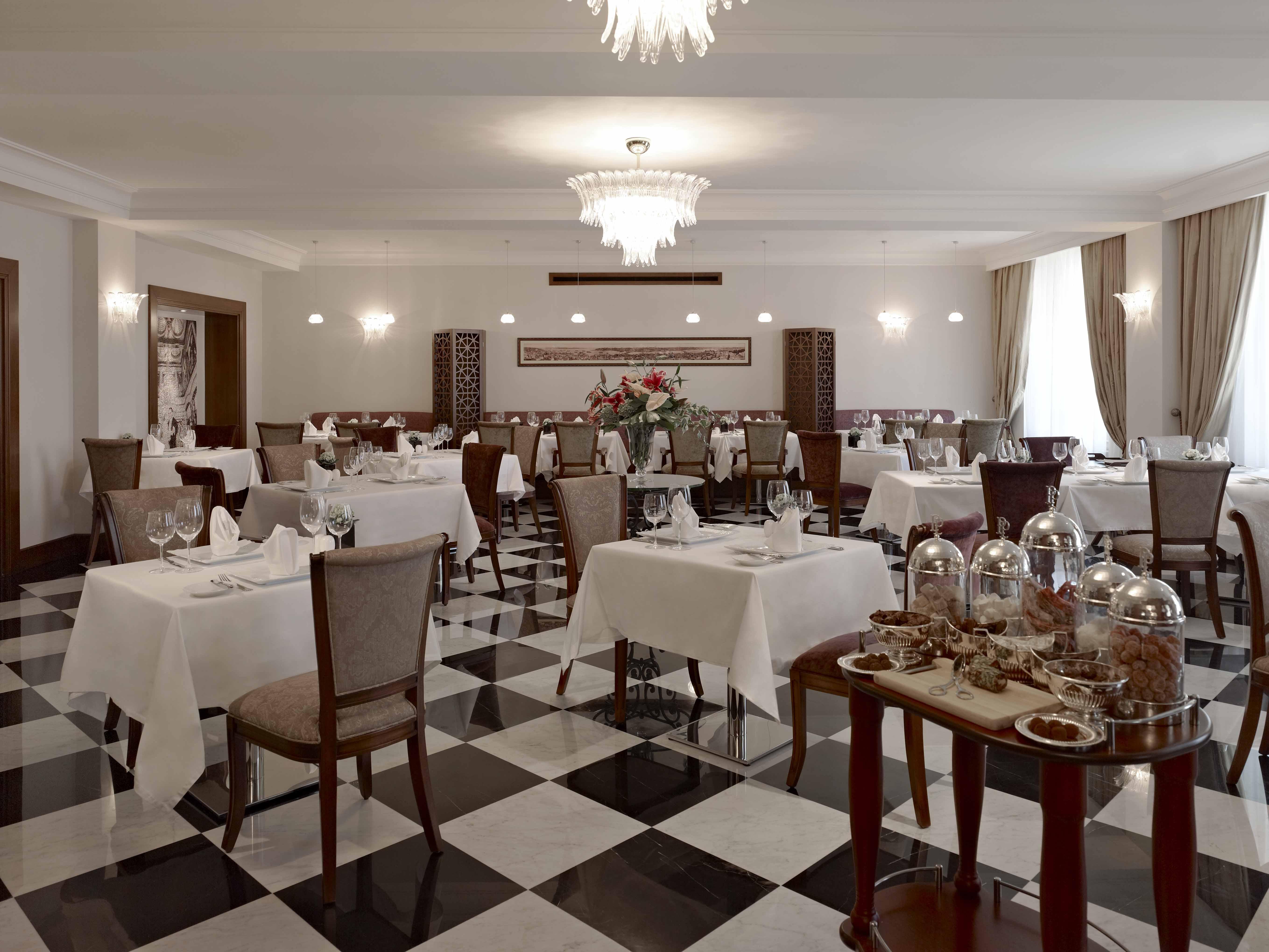 Pera Palace Hotel Istanbul Ngoại thất bức ảnh Restaurant
